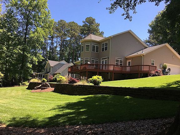 5th image of 2055 Westridge Dr