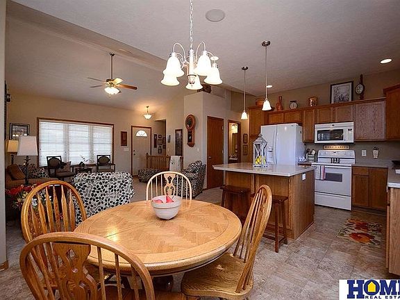 5th image of 8800 Prairie Village Dr