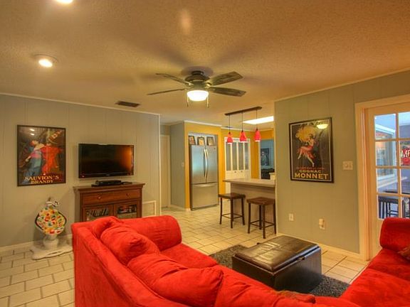 4th image of 207 Palmetto Concourse