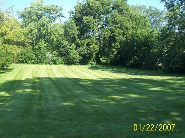 641 S Cass St N, Virginia, IL 62691