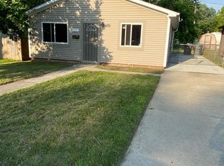 6523 Birch St, Taylor, MI