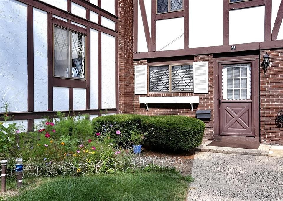 1st image of 63 Buckingham Ct