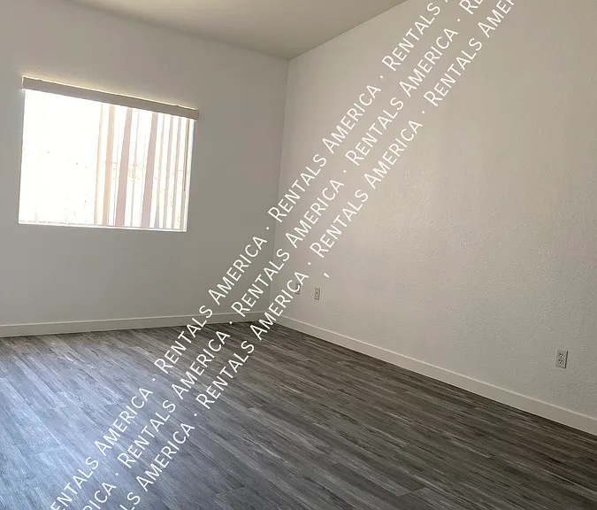 401 Amber Pine St #208 — Photo 14