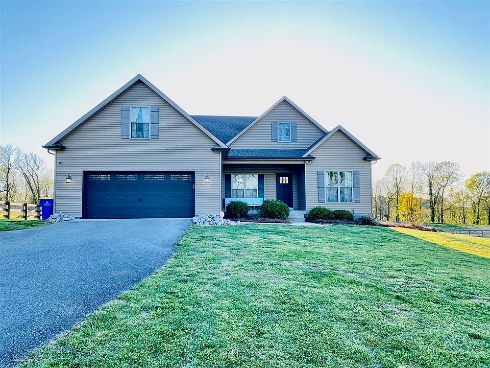 1st image of 645 Hunts Bend Rd