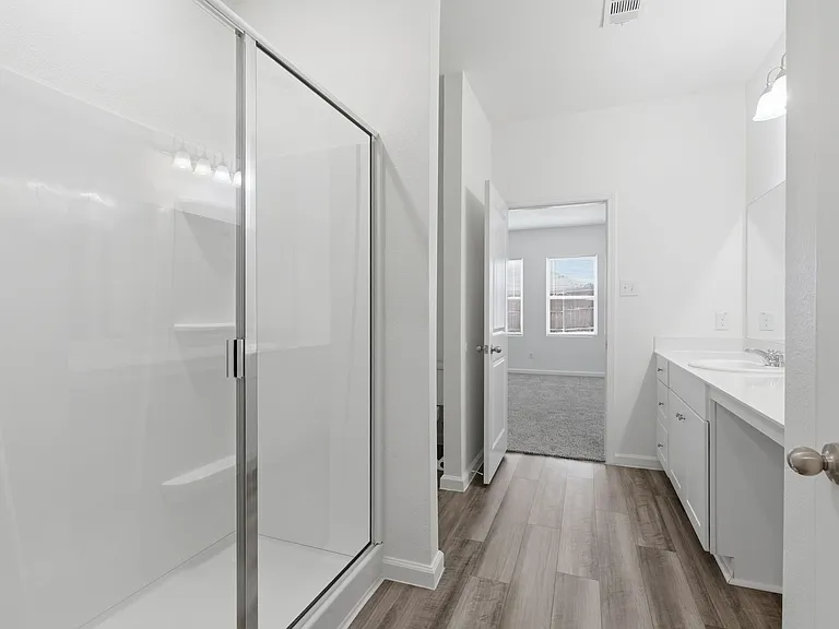 759 Crestridge Dr — Photo 3