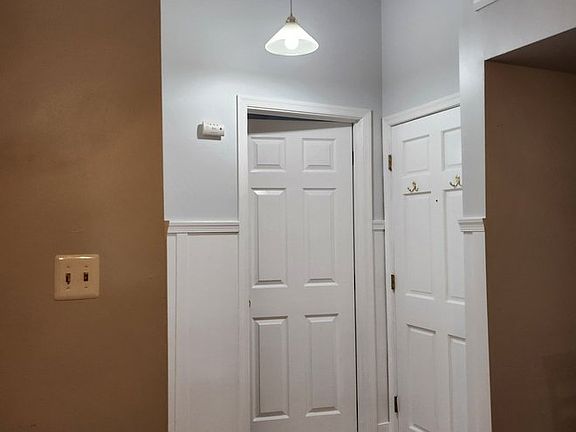 Entrance Foyer with soaring ceilings