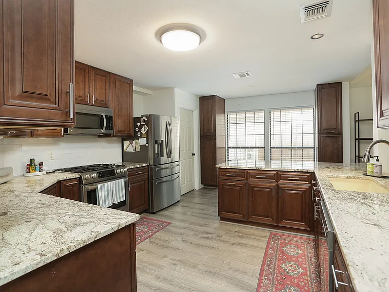 14710 Hidden Glen Woods — Photo 9