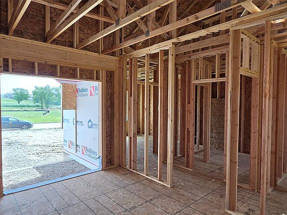 2nd image of 2913 Wakonda Dr