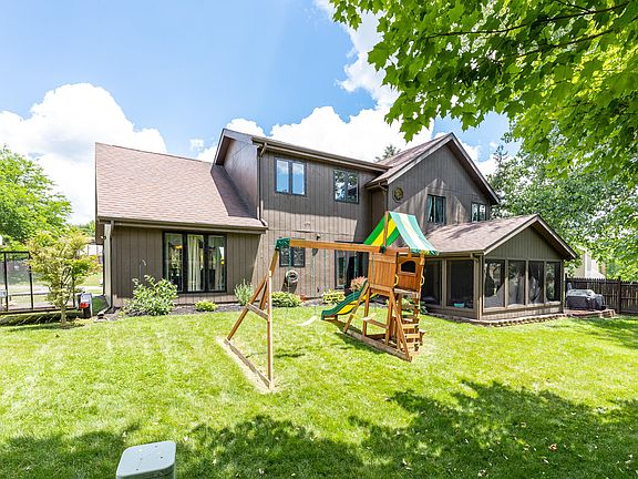 4th image of 505 Oakwood Dr