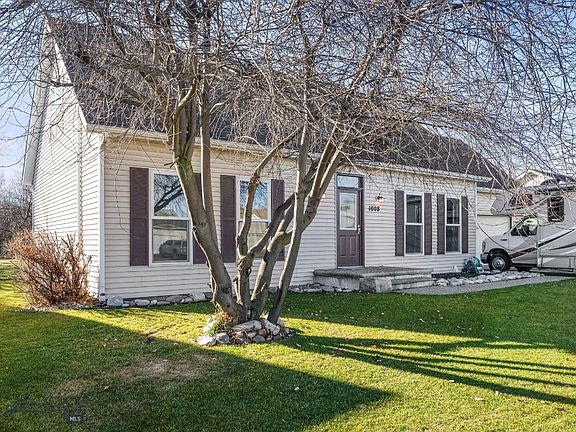 4th image of 1008 E Missoula Ave