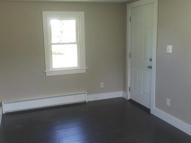 311 Maple St — Photo 5