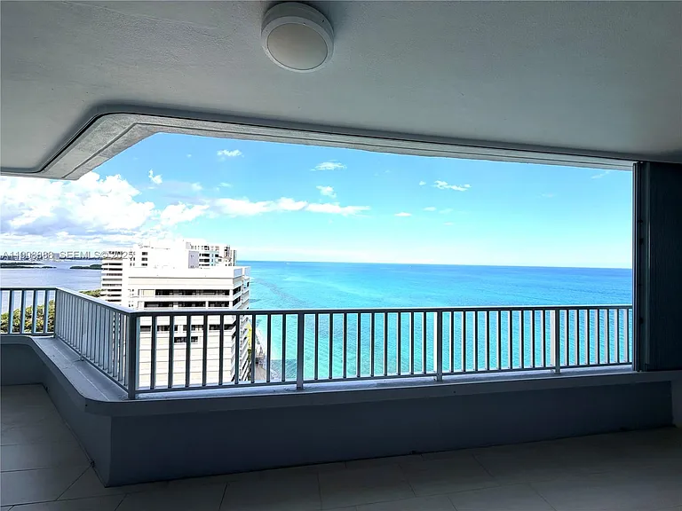 5200 N Ocean Dr #1801 — Photo 6
