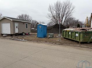 942 Oneida St, Storm Lake, IA 50588