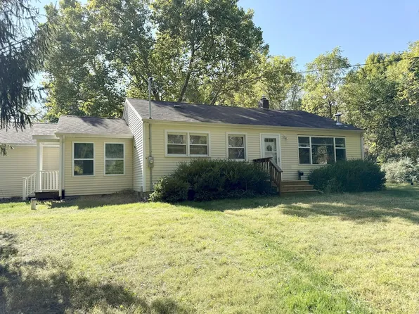 5290 Clark Rd, Bath, MI 48808
