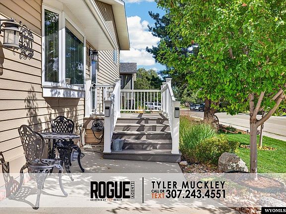 2nd image of 4450 Oriole Ct