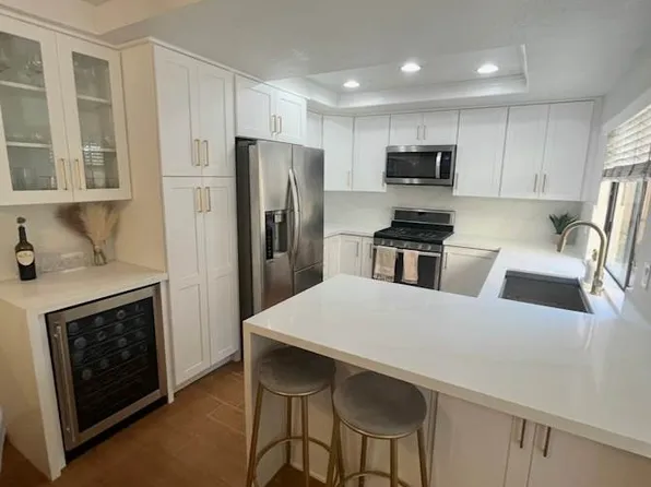 16951 Millpond Ln Unit 52, Huntington Beach, CA 92647