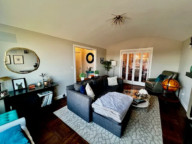 739 Rockdale Dr — Photo 12