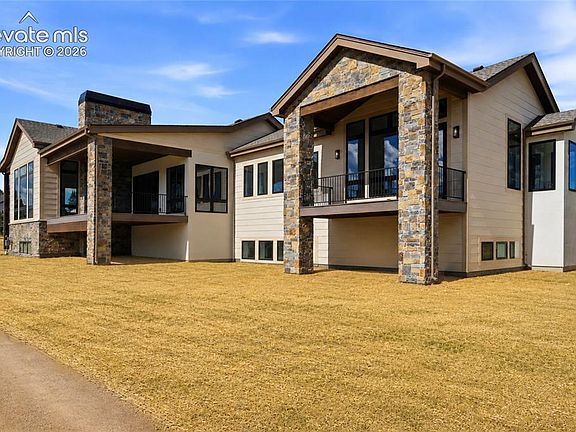 3rd image of 390 Silver Rock Pl