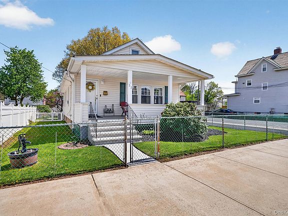 3rd image of 32 Demarest Avenue