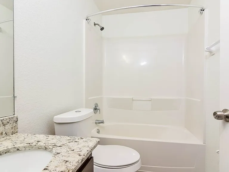 8179 Woodvine Cir — Photo 14