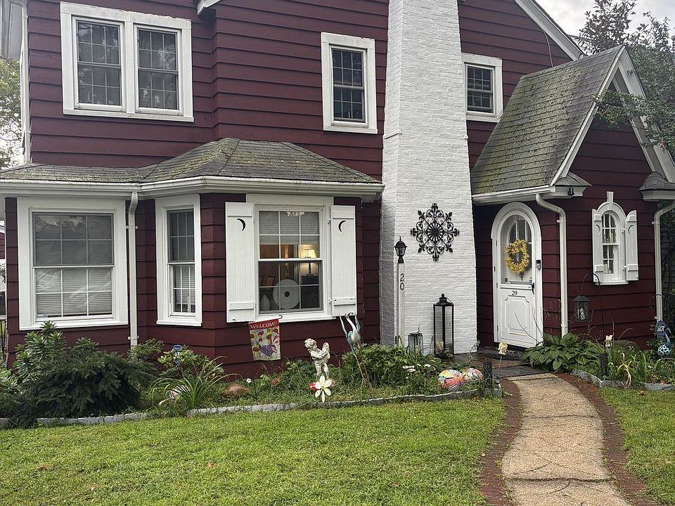 1st image of 20 Huron Road