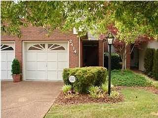 2nd image of 2414 Royal Fern Trl