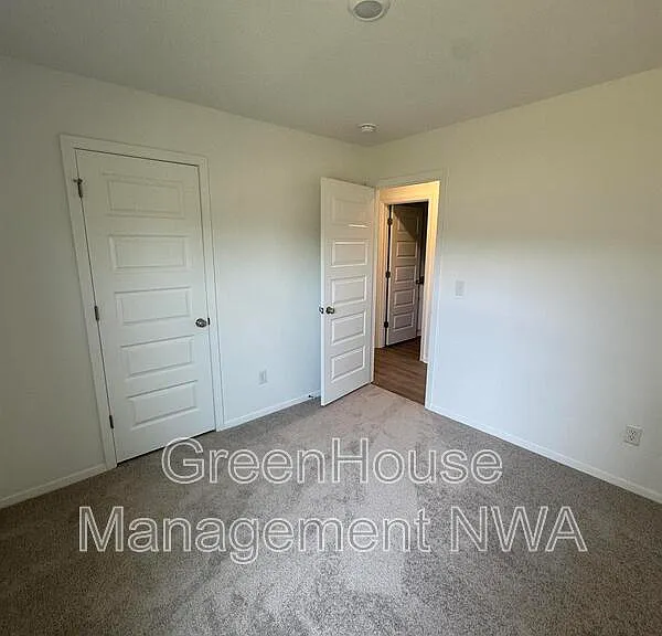 2637 E Gila Way — Photo 15
