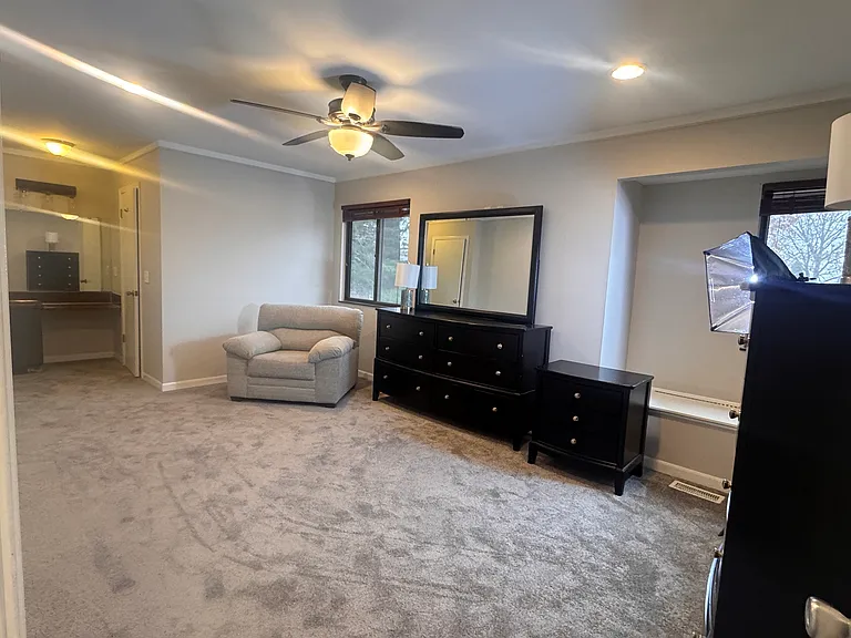 3740 Highcrest Dr — Photo 14