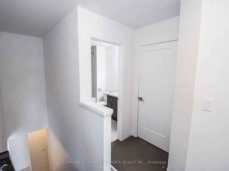 15 Hoffman Ln — Photo 41