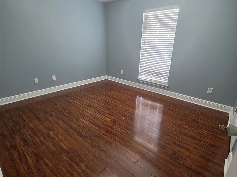 7042 Plank Dr — Photo 17