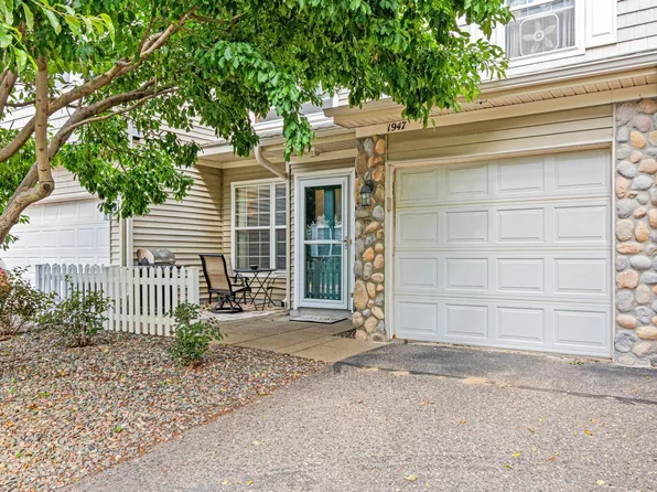 1947 Bluestem Ln, Shoreview, MN 55126