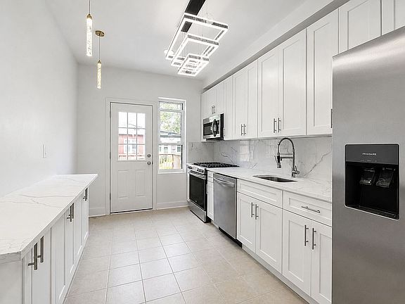 3rd image of 1410 E 52nd St