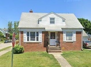 18801 Muskoka Ave, Cleveland, OH 44119