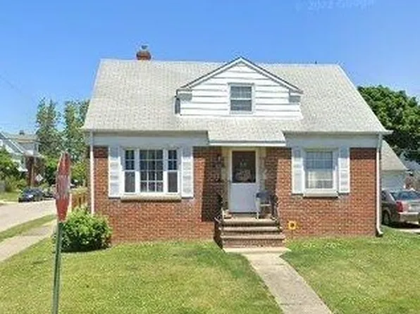 18801 Muskoka Ave, Cleveland, OH 44119