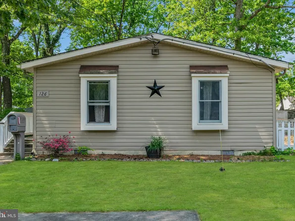 126 E Clearview Ave, Pine Hill, NJ 08021