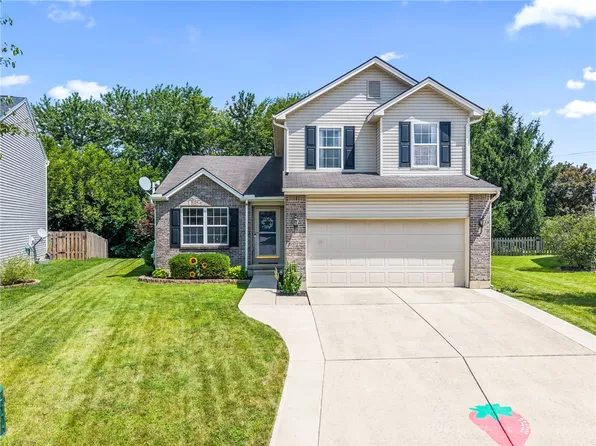 875 Gearhardt Ln, Troy, OH 45373