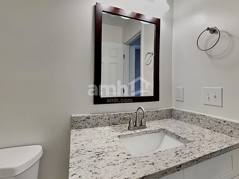 369 Collinsworth Dr — Photo 14