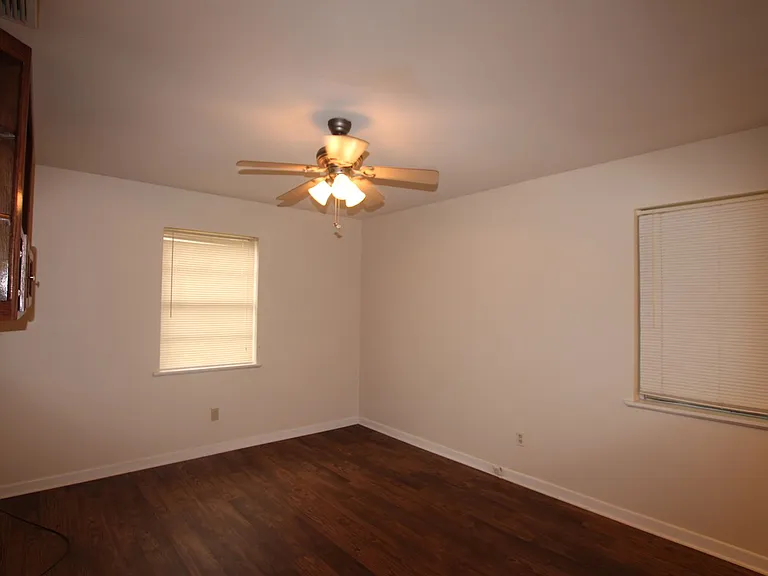 2113 Old Omen Rd — Photo 20