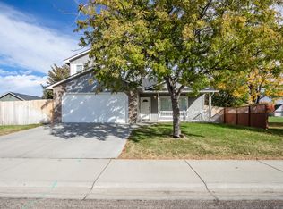 4160 E Belfast Bay Dr, Meridian, ID 83642