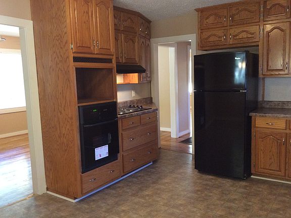 3rd image of 1244 Skyline Dr