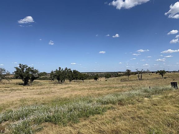 2nd image of 4 Badger Ridge Rd