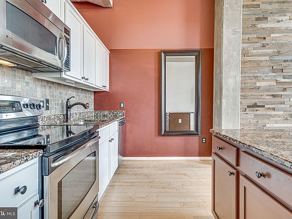 3rd image of 2720 S Arlington Mill Dr Unit 210