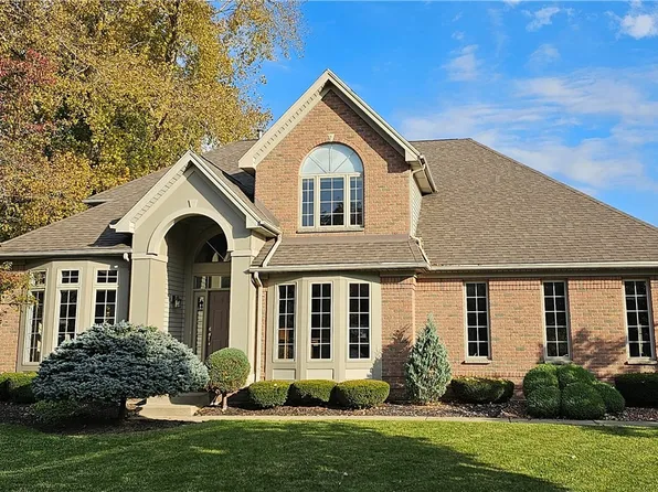 10 Belmore Ct, Amherst, NY 14228