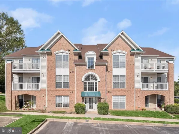 2103 Wayside Dr APT 2D, Frederick, MD 21702