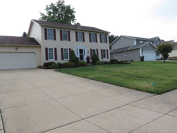 2nd image of 1123 Grovewood Dr