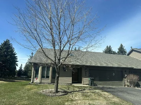 4105 Upland Ln N, Plymouth, MN 55446
