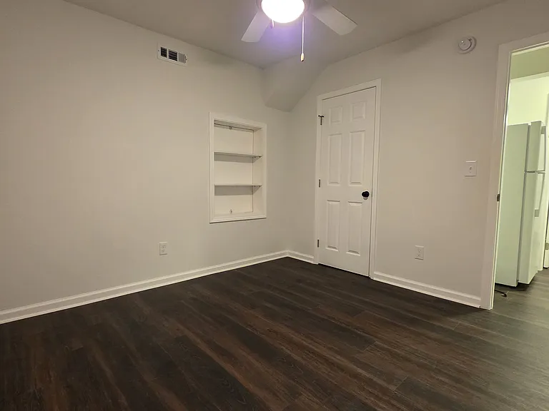 1818 Oakland Pointe — Photo 13