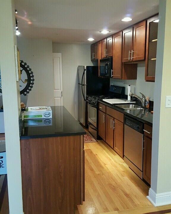 1st image of 21 Kristin Dr #22