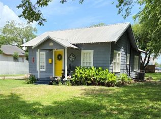 612 Randle St, Port Lavaca, TX 77979