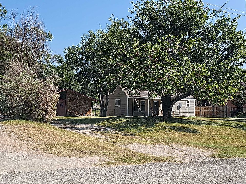 2nd image of 120 Marina View Ct